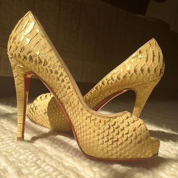 ⭐️AUTHENTIC NWOT Christian Louboutin Python Heel - Picture 3 of 13